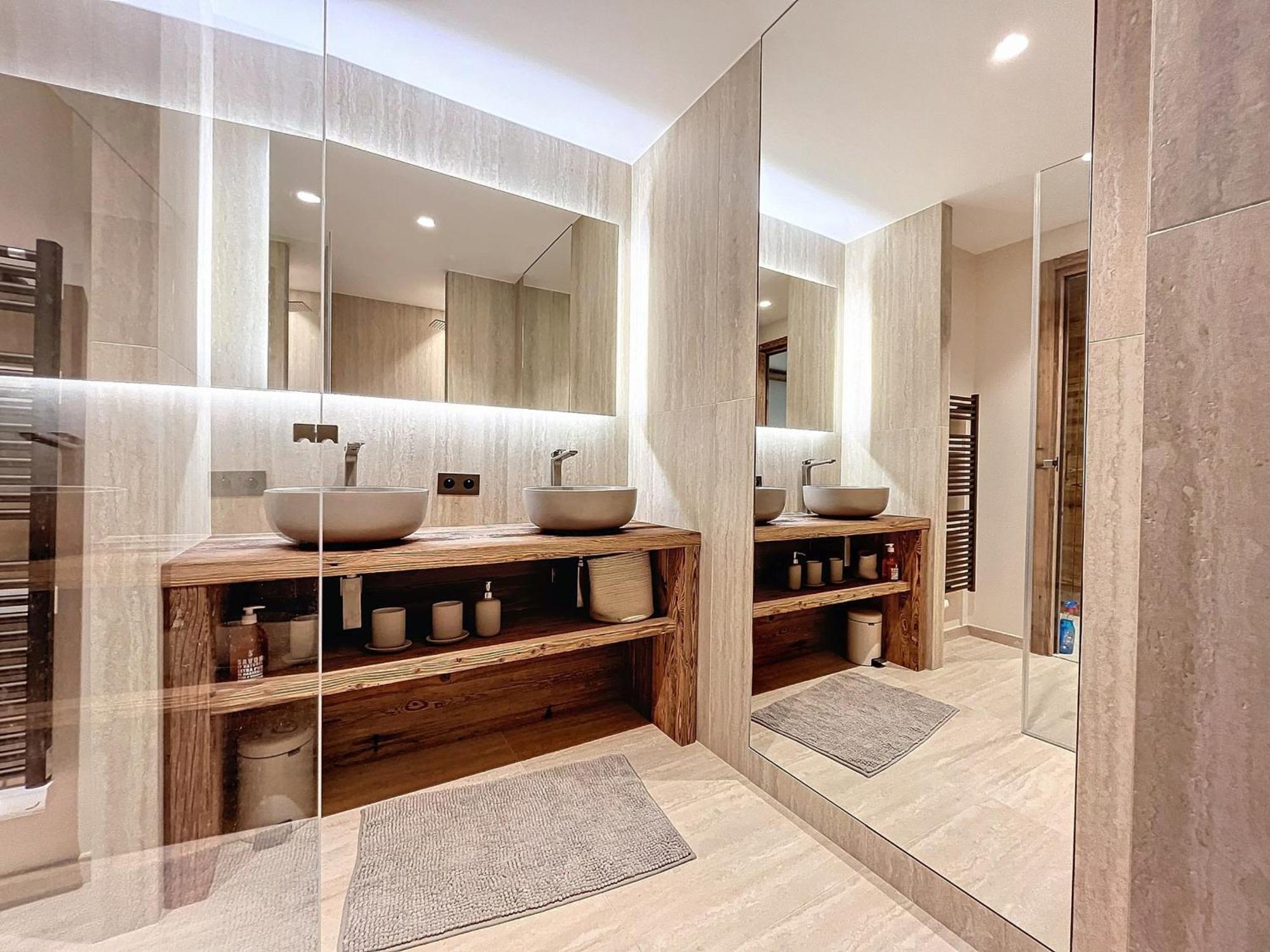 Chalet Meribel, 11 Pieces, 15 Personnes - Fr-1-688-79 Exterior photo